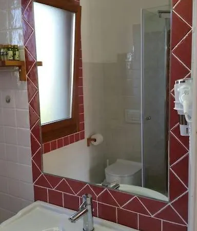 Maris Holidays - Close To The Sea, 5 Mins Walk * Tertenìa