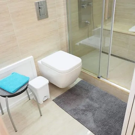 Maris Holidays - Close To The Sea, 5 Mins Walk * Tertenìa