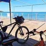 Maris Holidays - Close To The Sea, 5 Mins Walk Вилла *