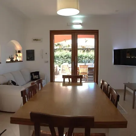 Maris Holidays - Close To The Sea, 5 Mins Walk