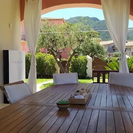 Maris Holidays - Close To The Sea, 5 Mins Walk