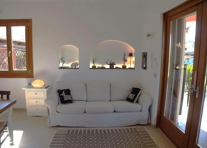 Maris Holidays - Close To The Sea, 5 Mins Walk Tertenìa