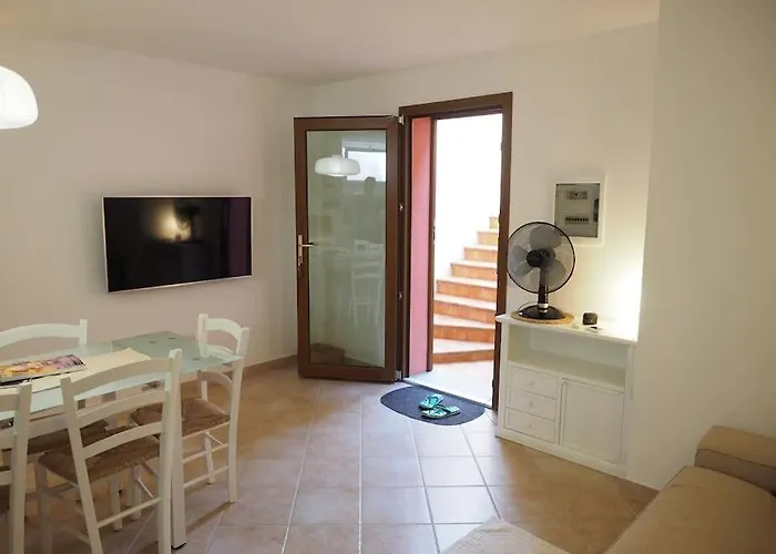 Maris Holidays - Close To The Sea, 5 Mins Walk Villa Tertenìa